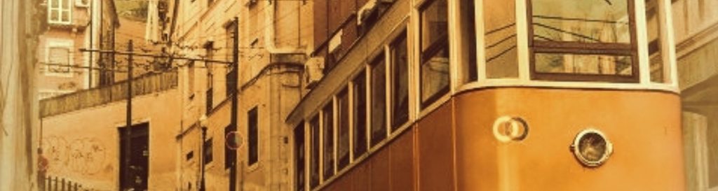 Photographie du tramway jaune ligne 28 à Lisbonne.