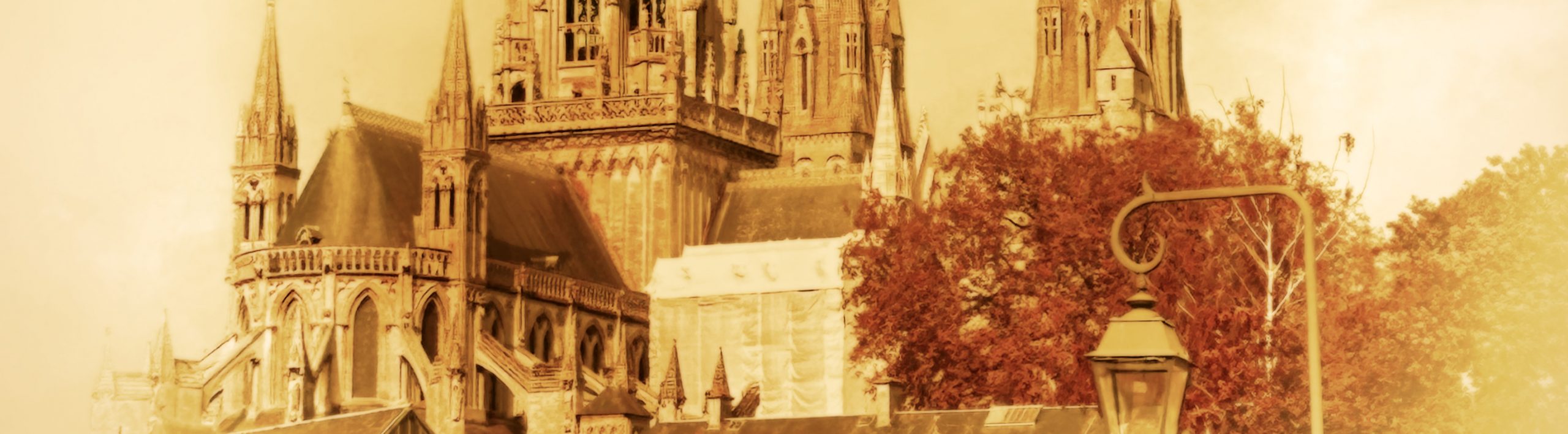 Photographie de la cathédrale de Bayeux. 